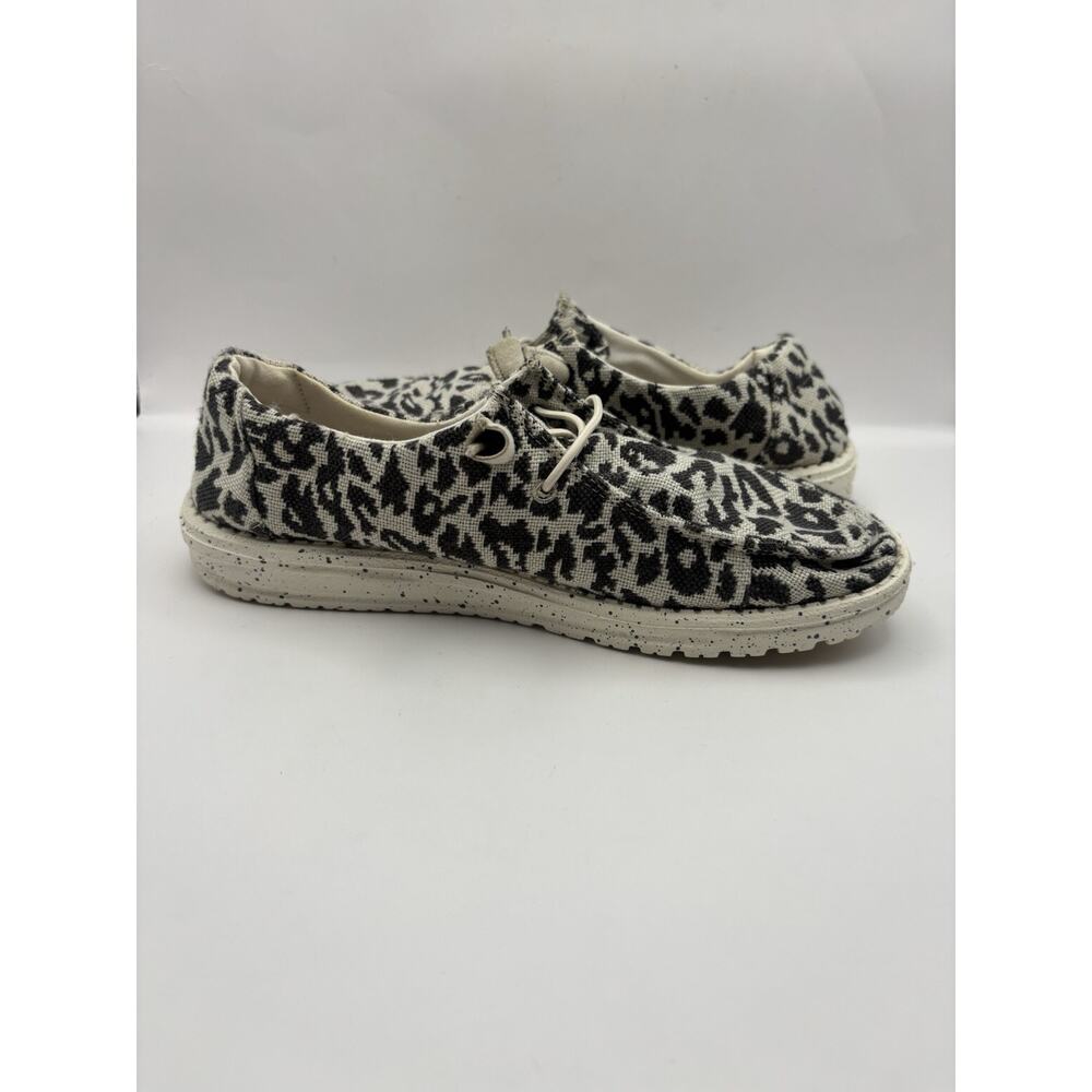 Hey Dude Wendy Woven Cheetah Print Shoes Women Size 8 - Picture 7 of 9